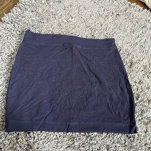 Victoria’s secret/ moda international skirt -navy XL